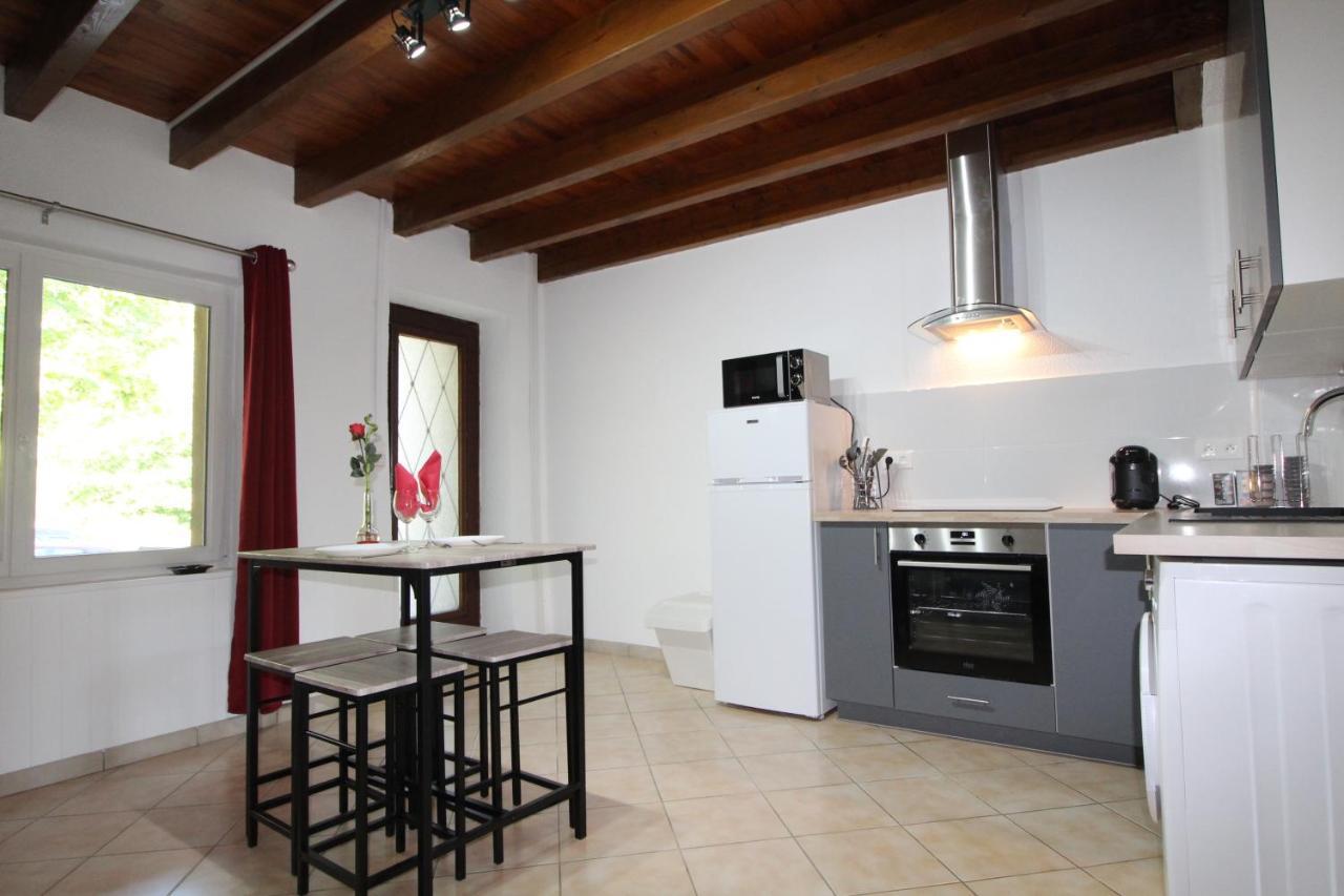Gites A La Ferme De Bacon Saint-Sylvestre (Ardeche) Exterior foto